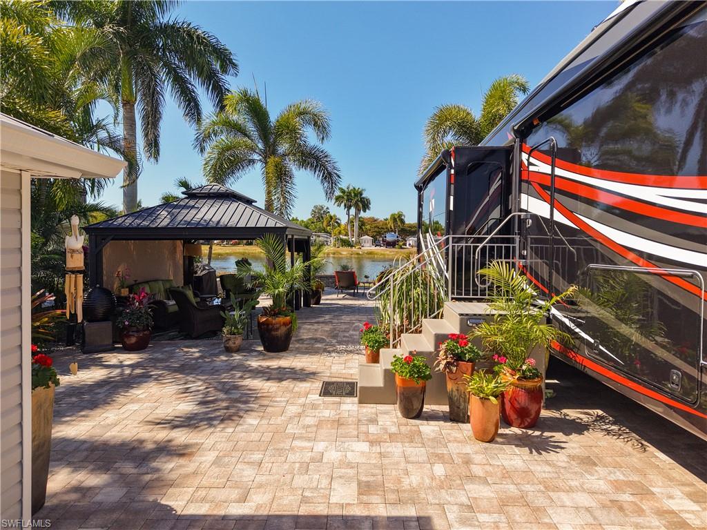 CYPRESS WOODS RV RESORT - Land