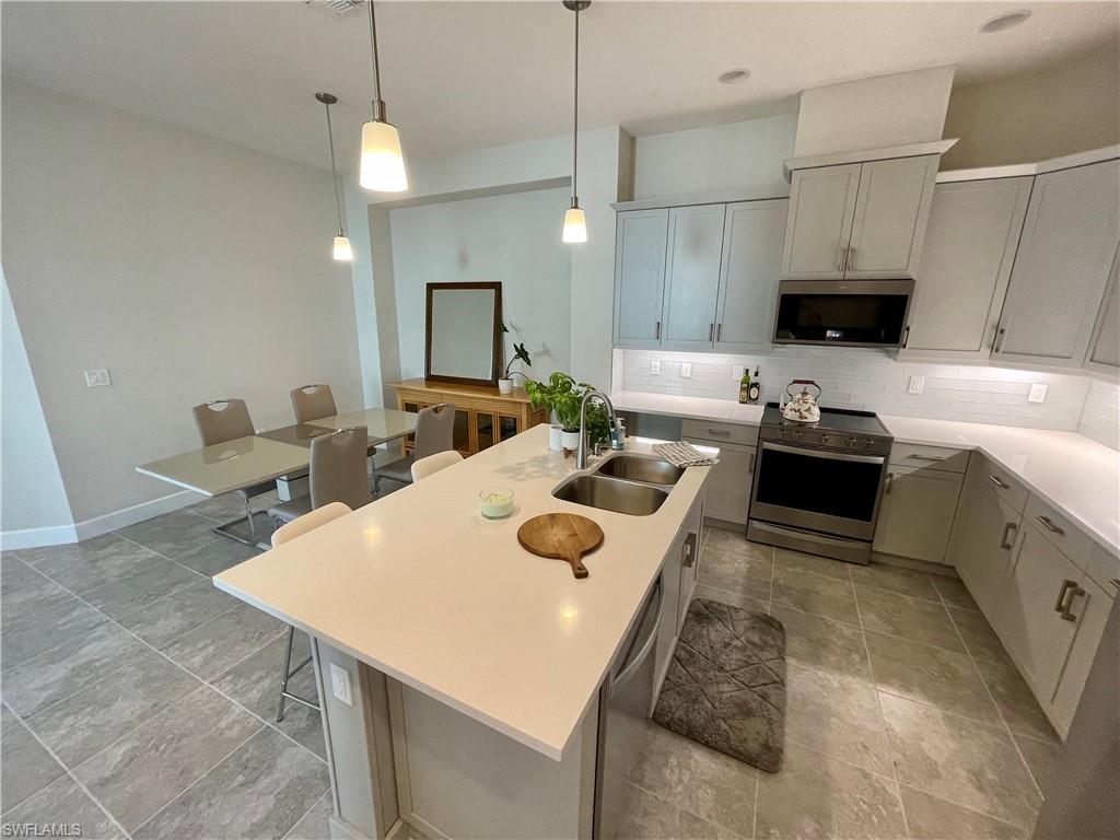 ISLES OF COLLIER PRESERVE - Residential Lease