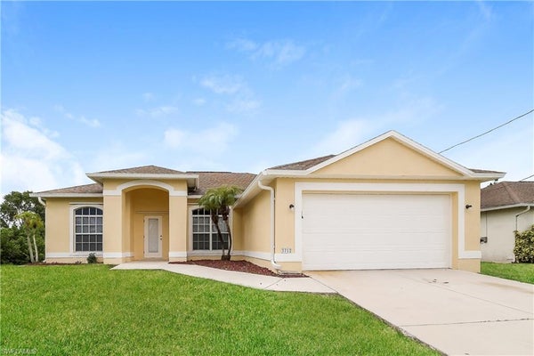 3712 12TH ST SW, LEHIGH ACRES, FL 33976 - Image 05cab5df3022bc8faddd498cb044a6b2/3923958116