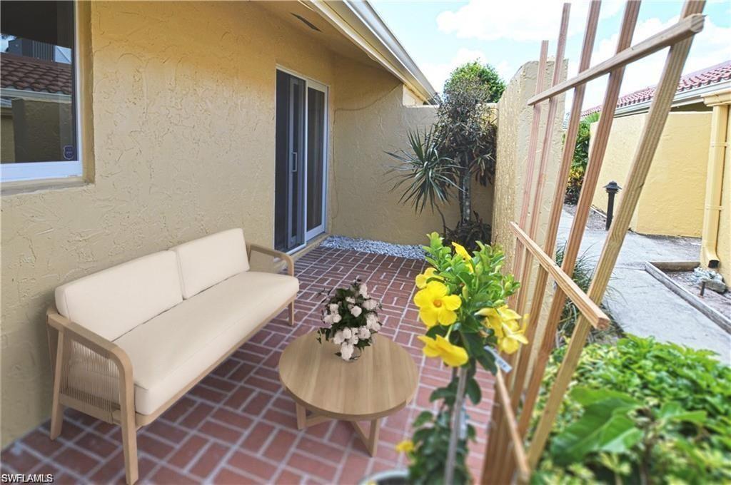 GLADES COUNTRY CLUB - Residential