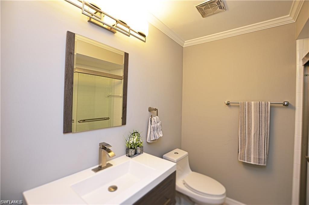 GLADES COUNTRY CLUB - Residential