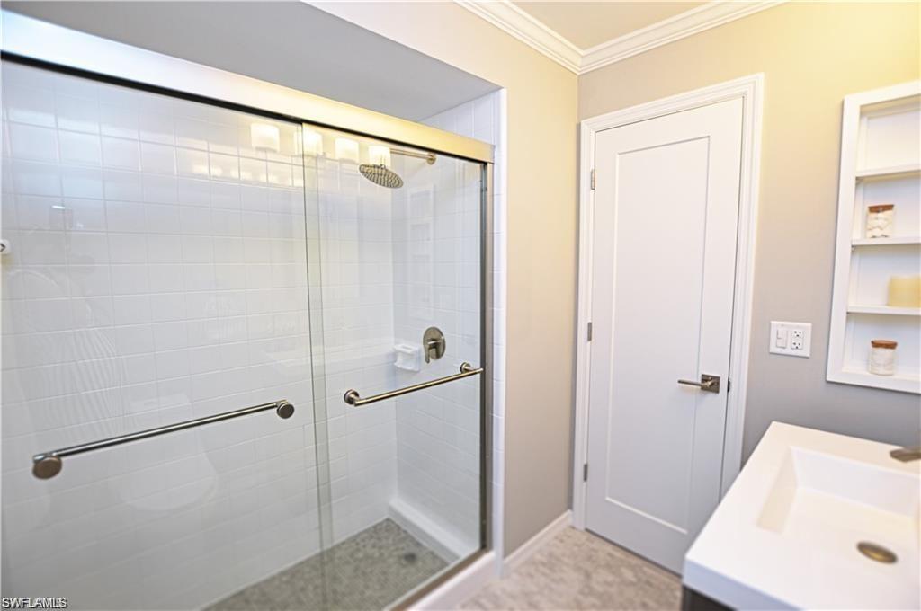 GLADES COUNTRY CLUB - Residential