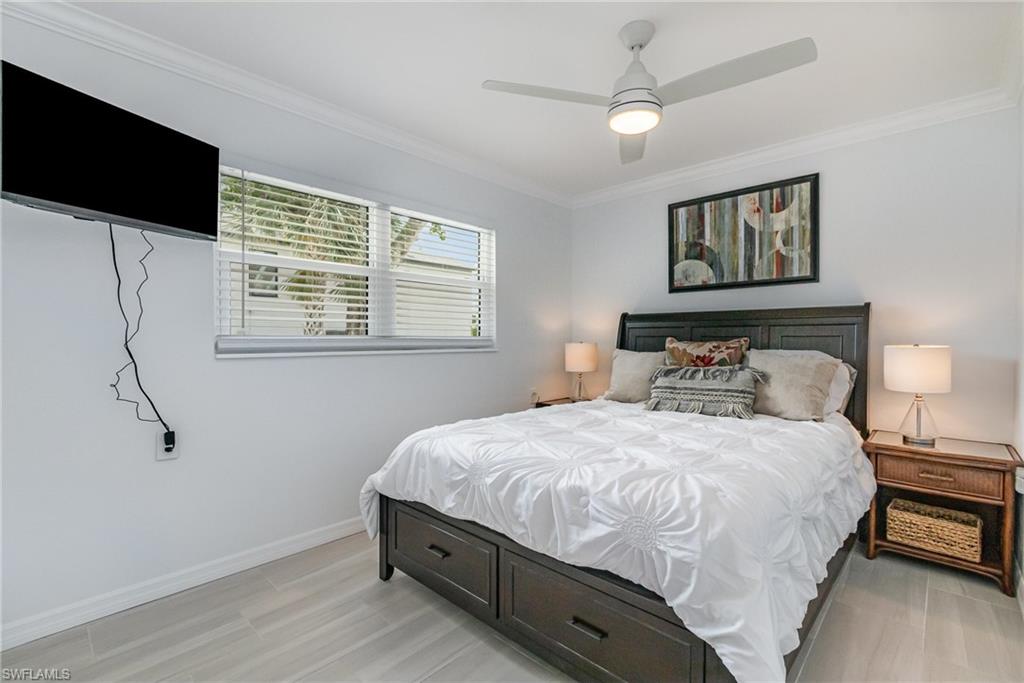 IMPERIAL SHORES - Residential