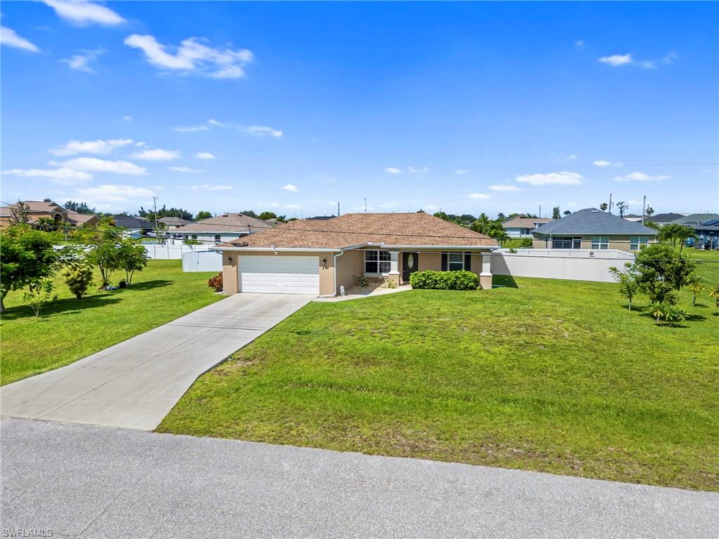 CAPE CORAL - Residential
