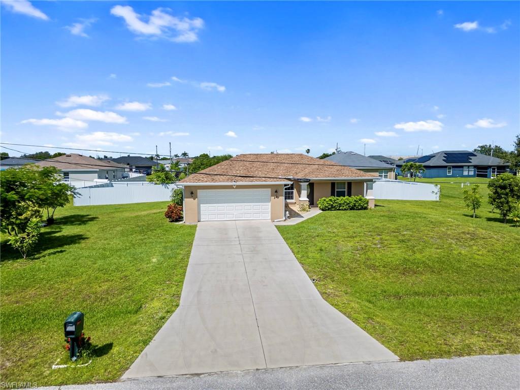 CAPE CORAL - Residential