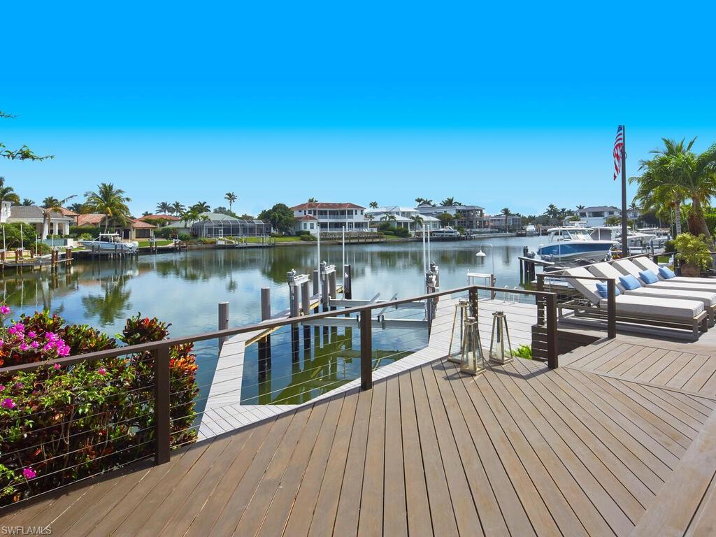 PARK SHORE - Residential