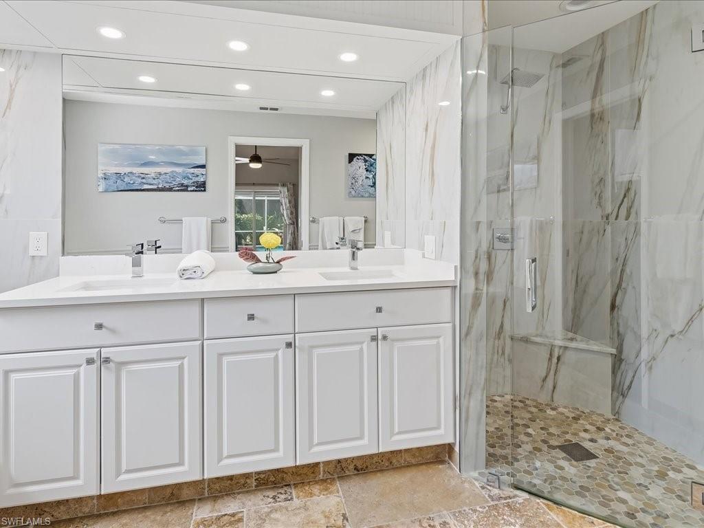 BERKSHIRE LAKES - Residential