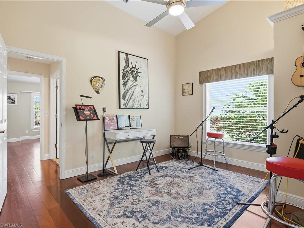 BERKSHIRE LAKES - Residential