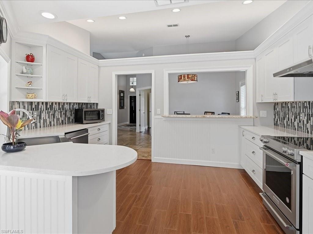 BERKSHIRE LAKES - Residential