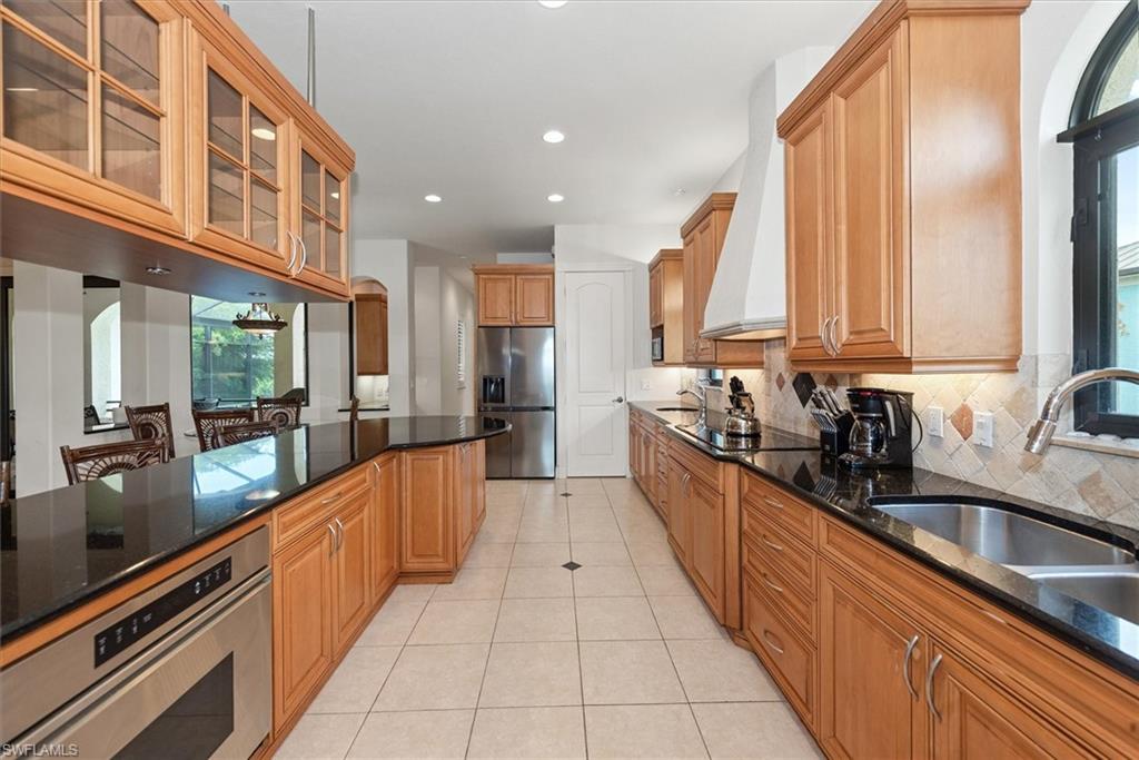 BEACHVIEW COUNTRY CLUB ESTATES - Residential