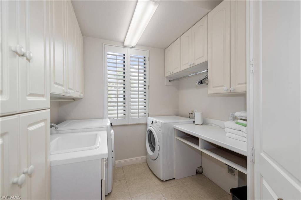 BEACHVIEW COUNTRY CLUB ESTATES - Residential