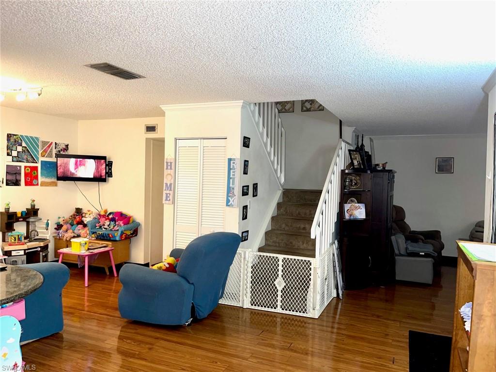 HAMLET - Residential