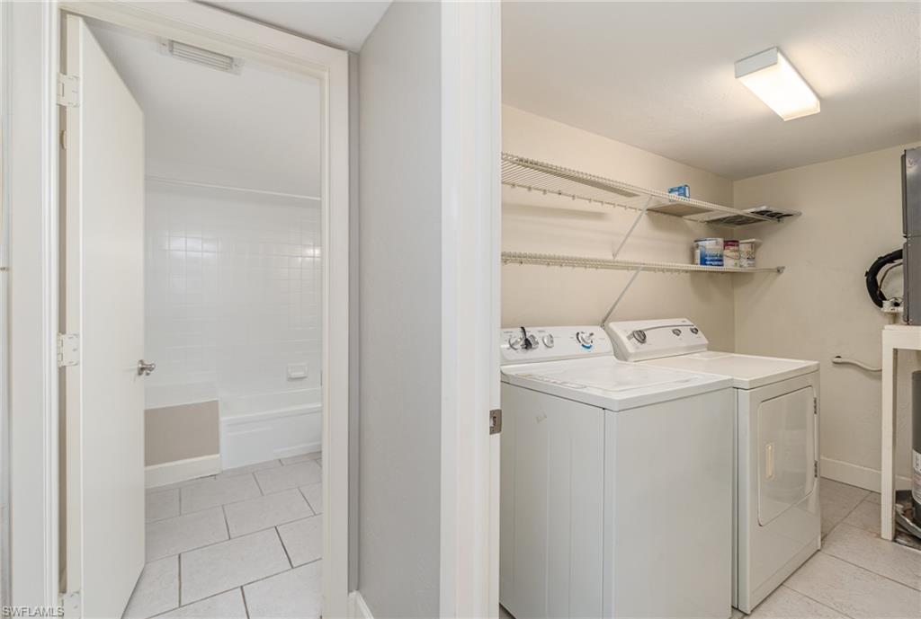 SPANISH PINES - Residential Lease