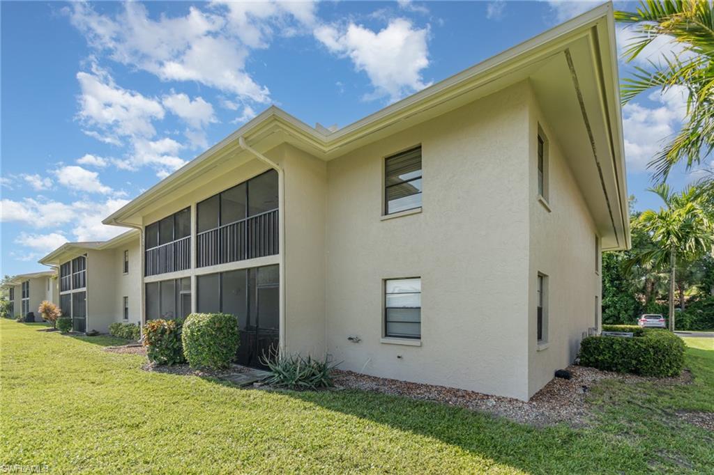 SPANISH PINES - Residential Lease