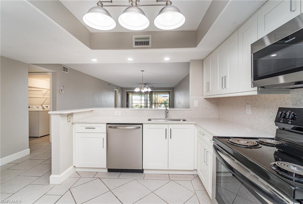 SPANISH PINES - Residential Lease