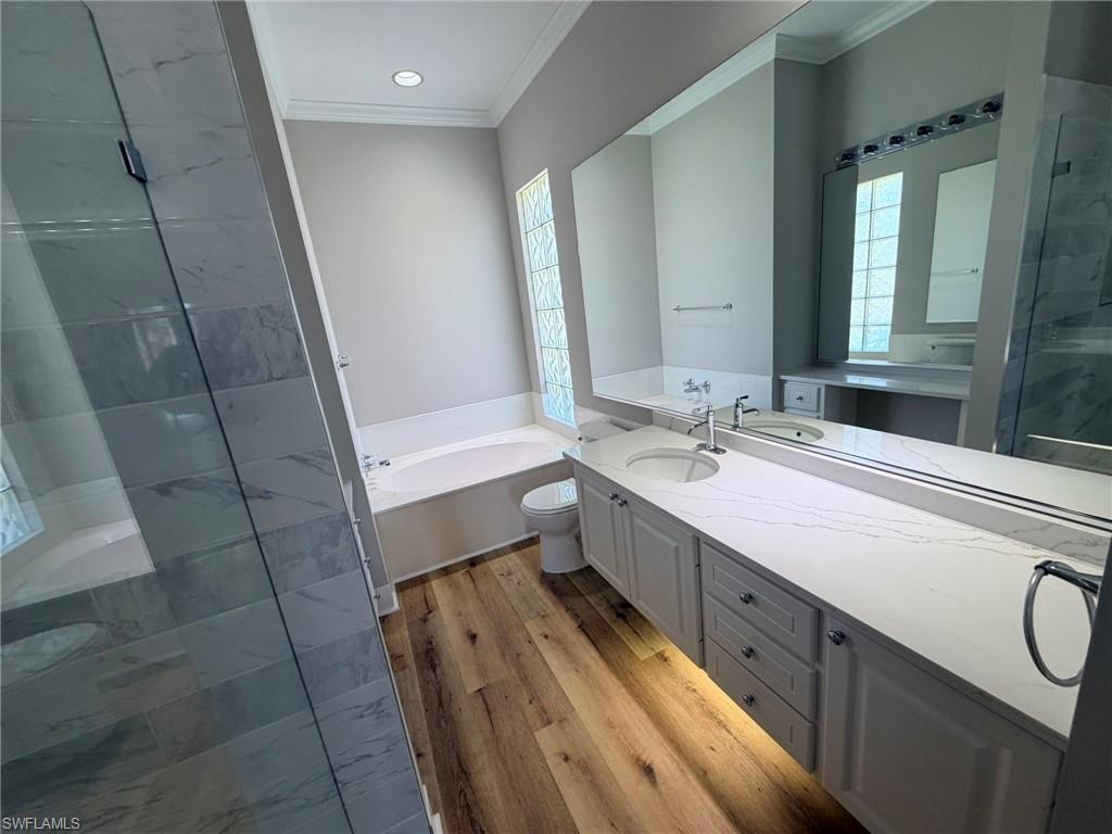 ISLAND WALK - Residential