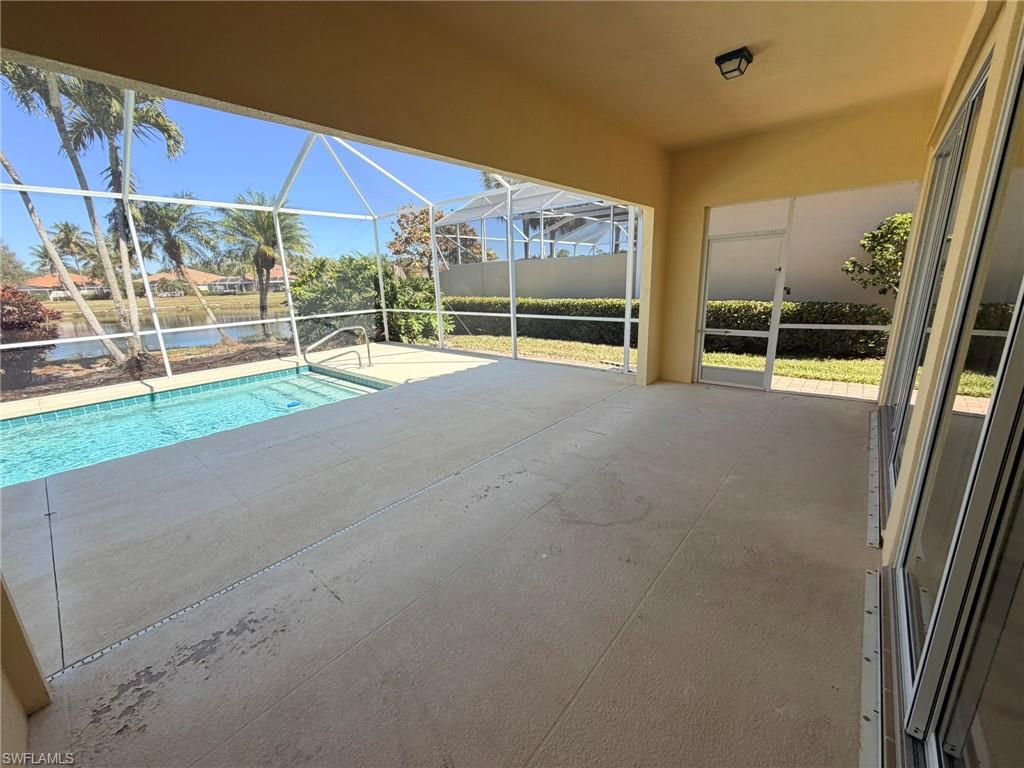 ISLAND WALK - Residential