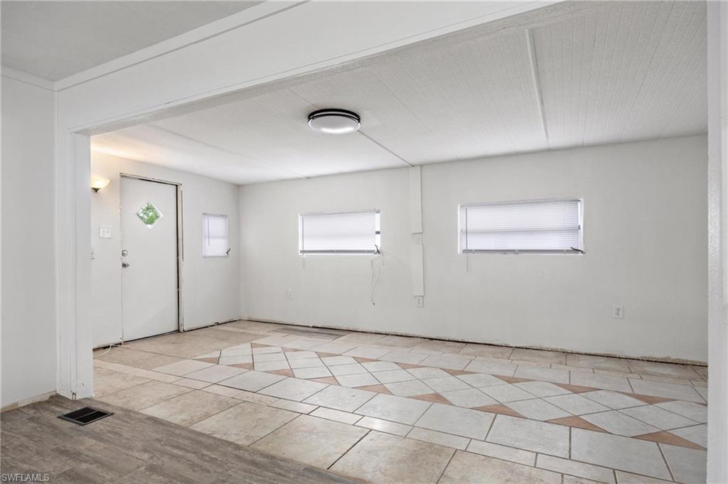 COASTAL ESTATES - Residential