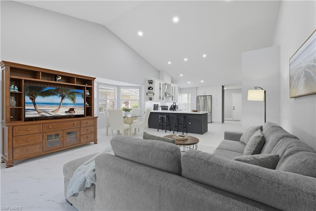 WORLD TENNIS CENTER - Residential Lease