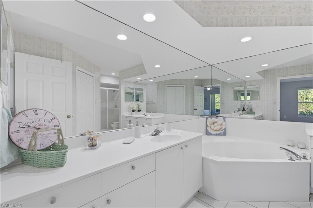 WORLD TENNIS CENTER - Residential Lease