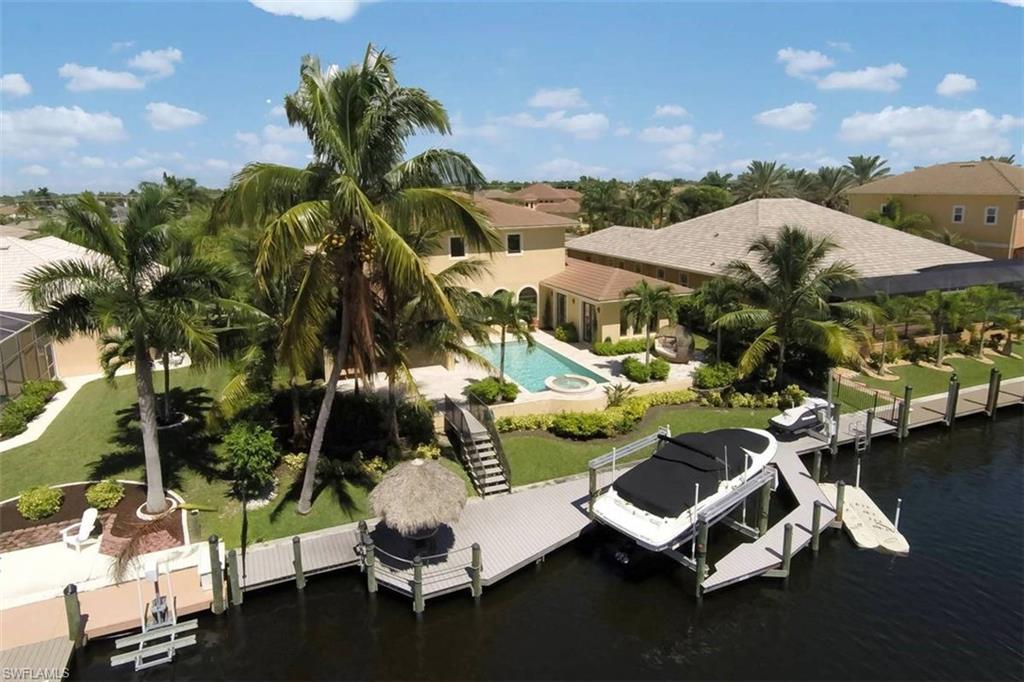 CAPE HARBOUR - Residential