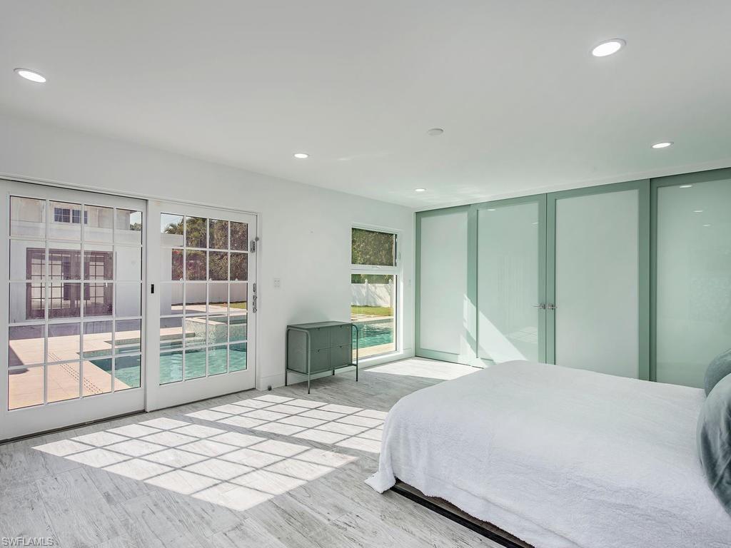 OLDE NAPLES - Residential