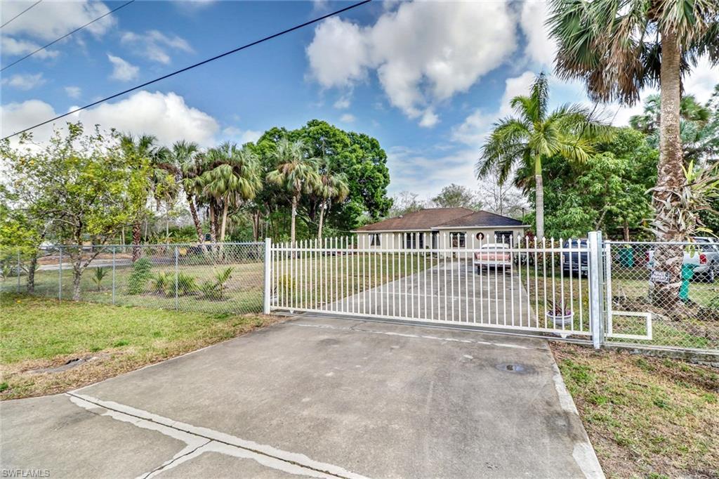 GOLDEN GATE ESTATES - Residential