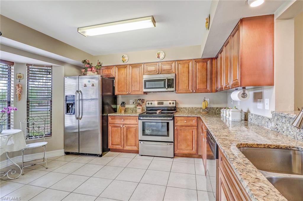 GOLDEN GATE ESTATES - Residential