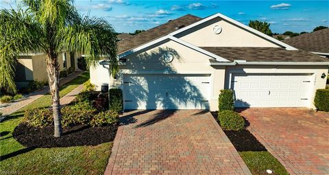 10749 Crossback LN LEHIGH ACRES FL 33936