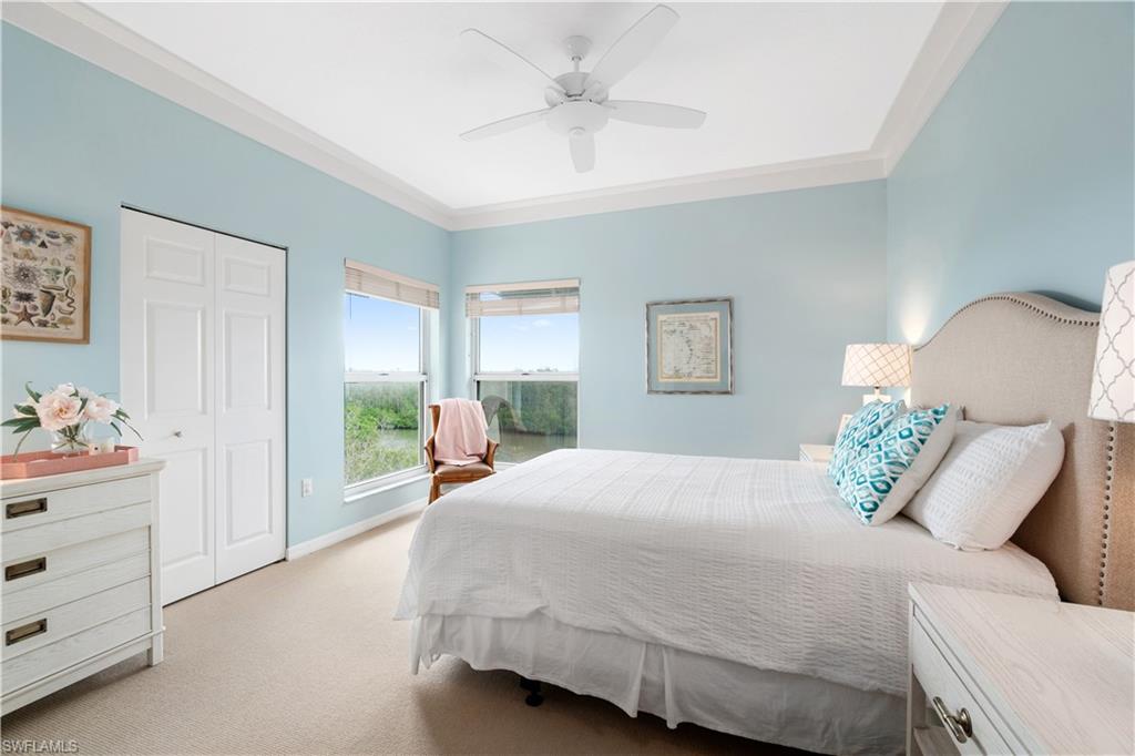 BAREFOOT BEACH CLUB - Residential