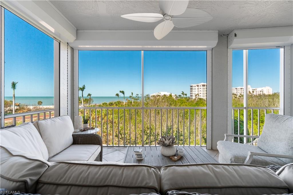 BAREFOOT BEACH CLUB - Residential