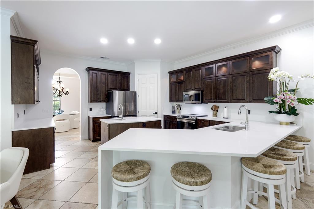 GOLDEN GATE ESTATES - Residential