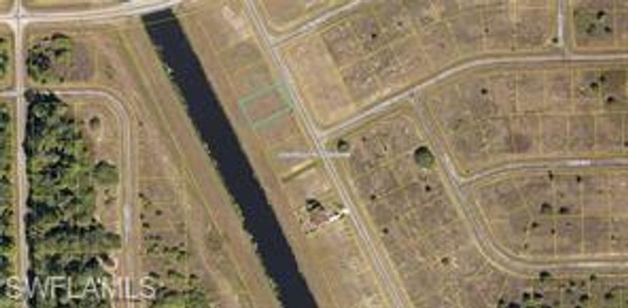 CONSTRUCTION PERMITS AVAILABLE. Nice residential lot in Banyan Village, Ready to build your dream home. Great location near recent construction with Major builders.