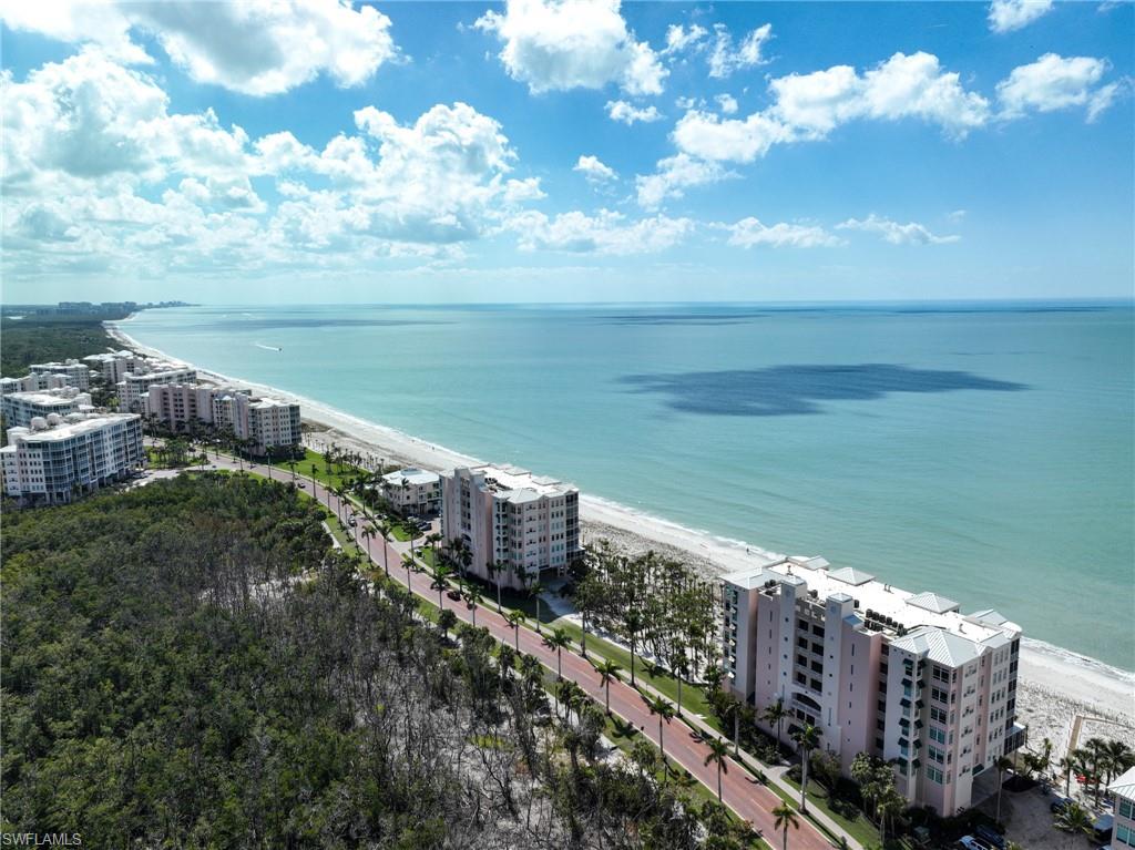 BAREFOOT BEACH CLUB - Residential