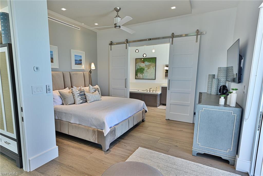 BAREFOOT BEACH CLUB - Residential