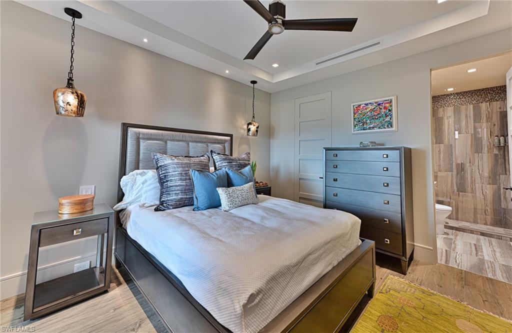 BAREFOOT BEACH CLUB - Residential