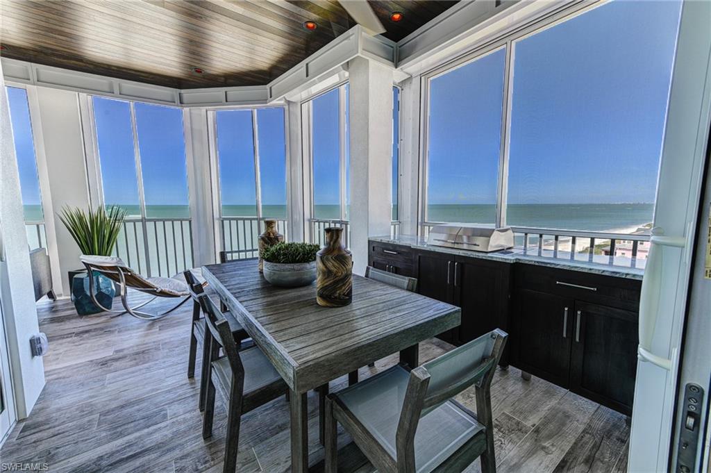 BAREFOOT BEACH CLUB - Residential