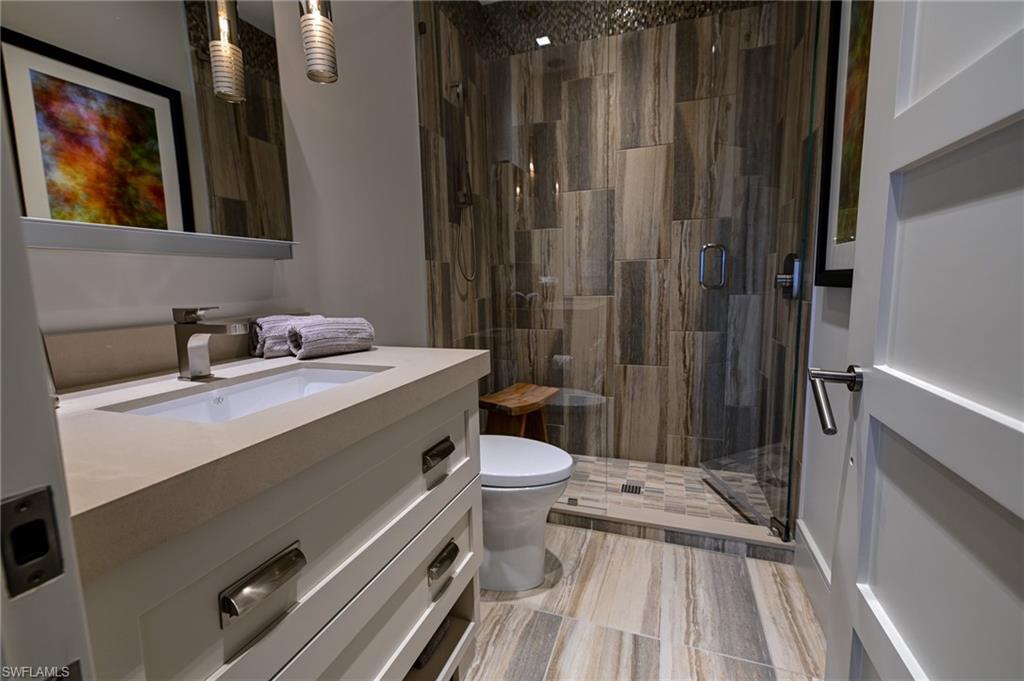 BAREFOOT BEACH CLUB - Residential