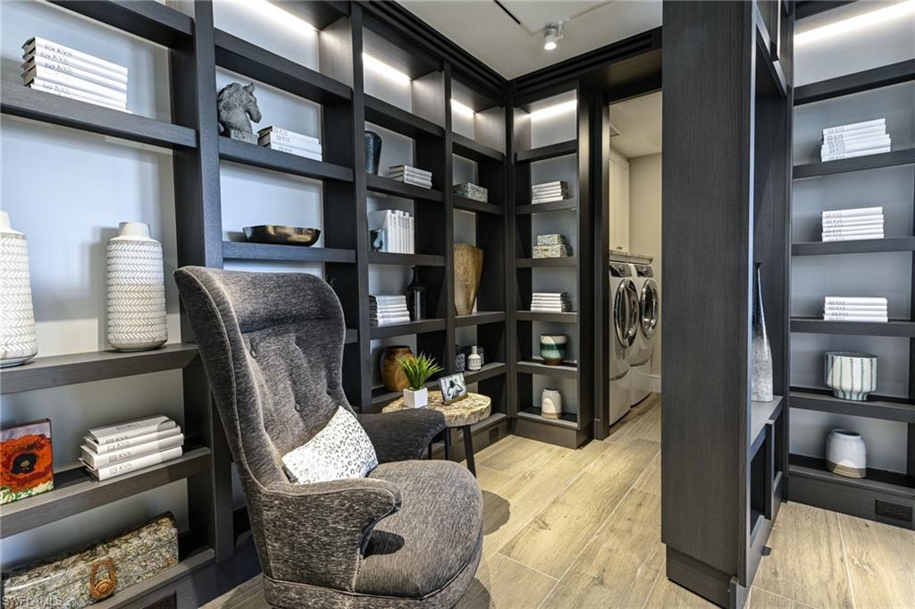 BAREFOOT BEACH CLUB - Residential