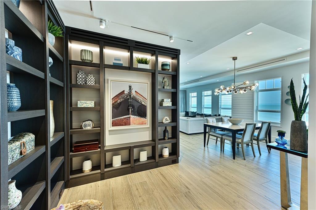 BAREFOOT BEACH CLUB - Residential