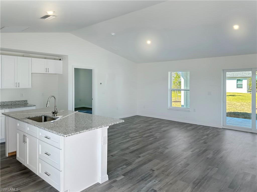 CAPE CORAL - Residential Lease