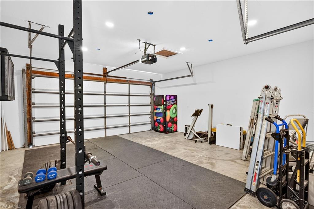 TAHITIAN SHORES - Residential