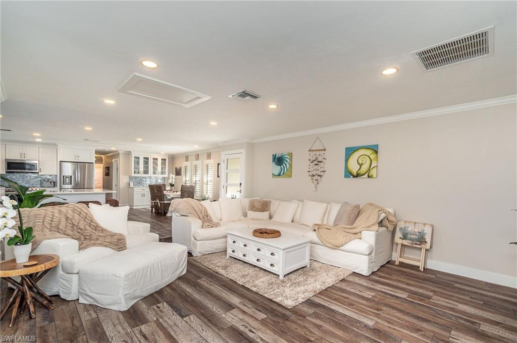 TAHITIAN SHORES - Residential