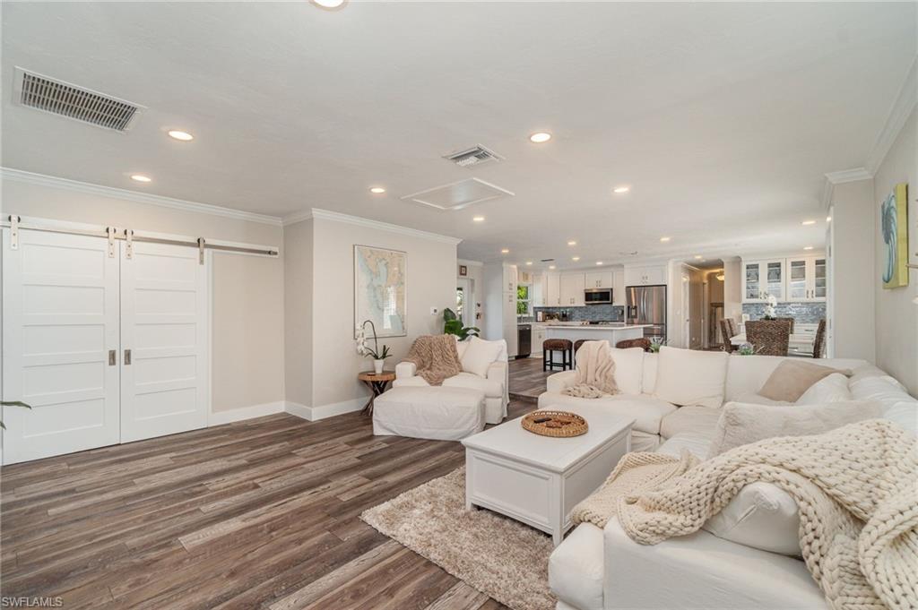 TAHITIAN SHORES - Residential