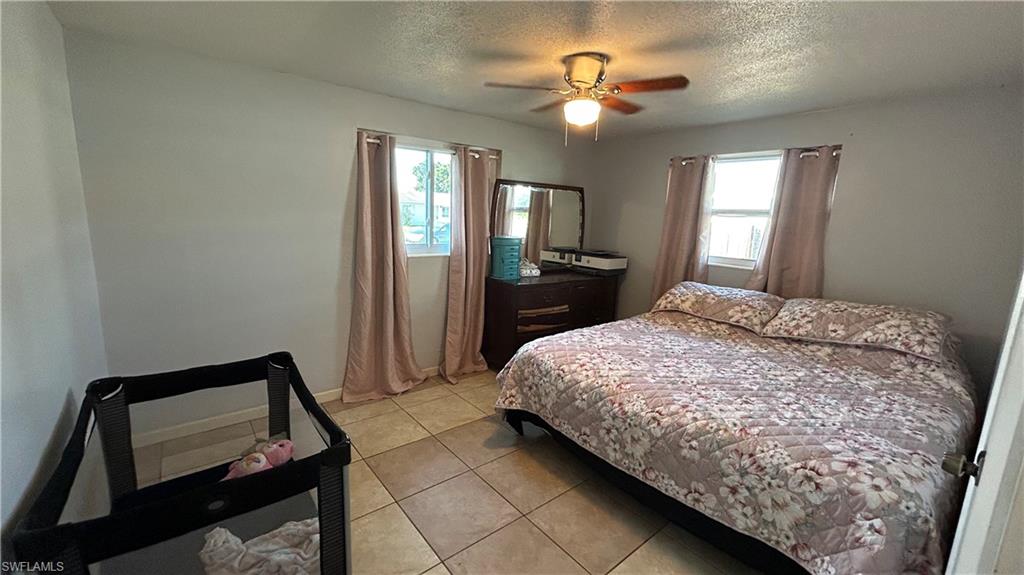 FORT MYERS SHORES - Residential