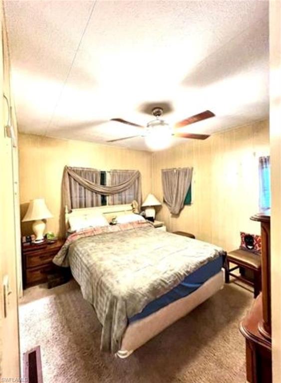 MOBILE MANOR - Residential