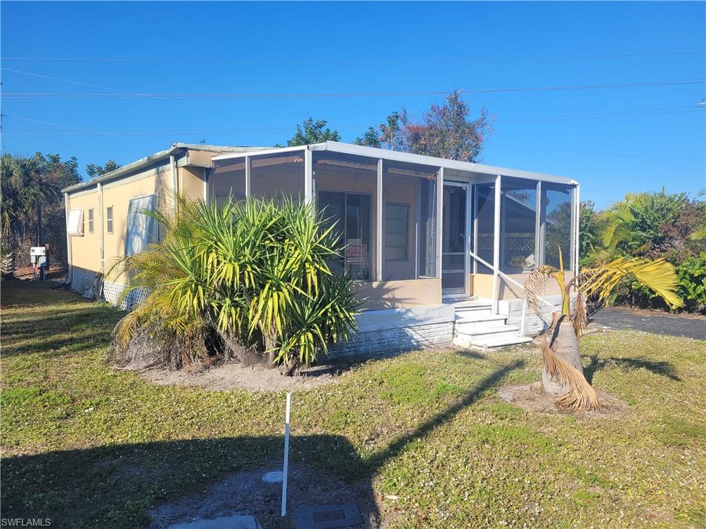 MOBILE MANOR - Residential