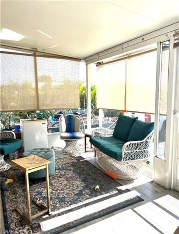 MOBILE MANOR - Residential