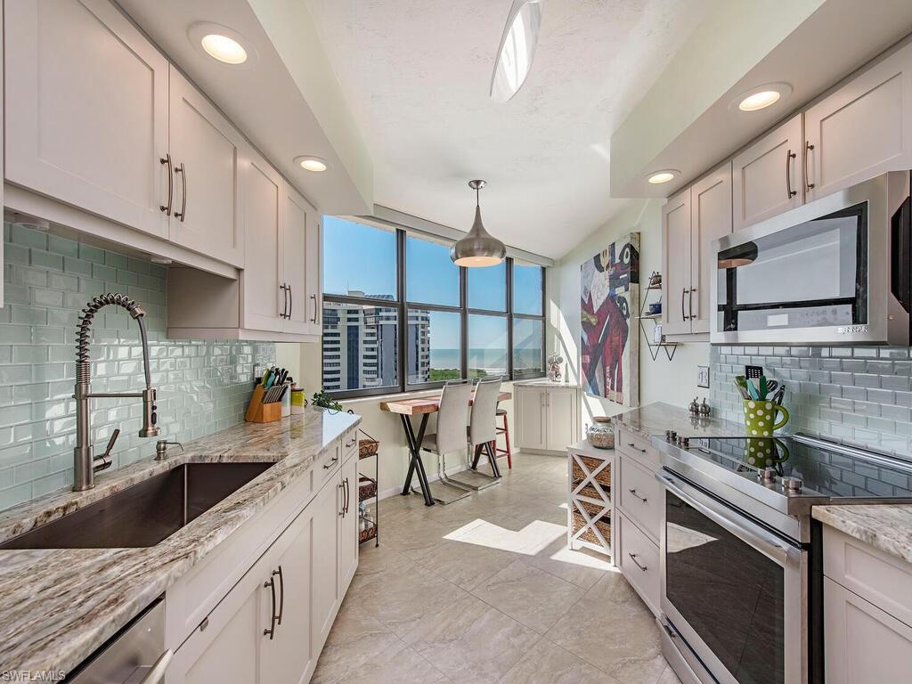 CHATEAUMERE ROYALE - Residential