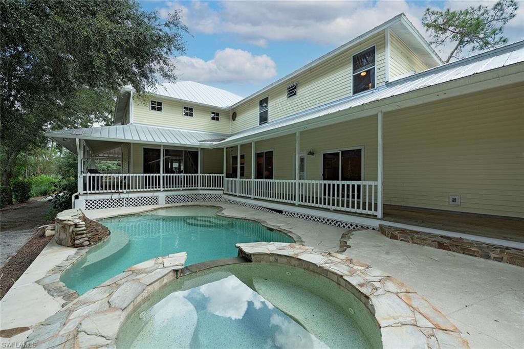 5070 Palmetto Woods DR